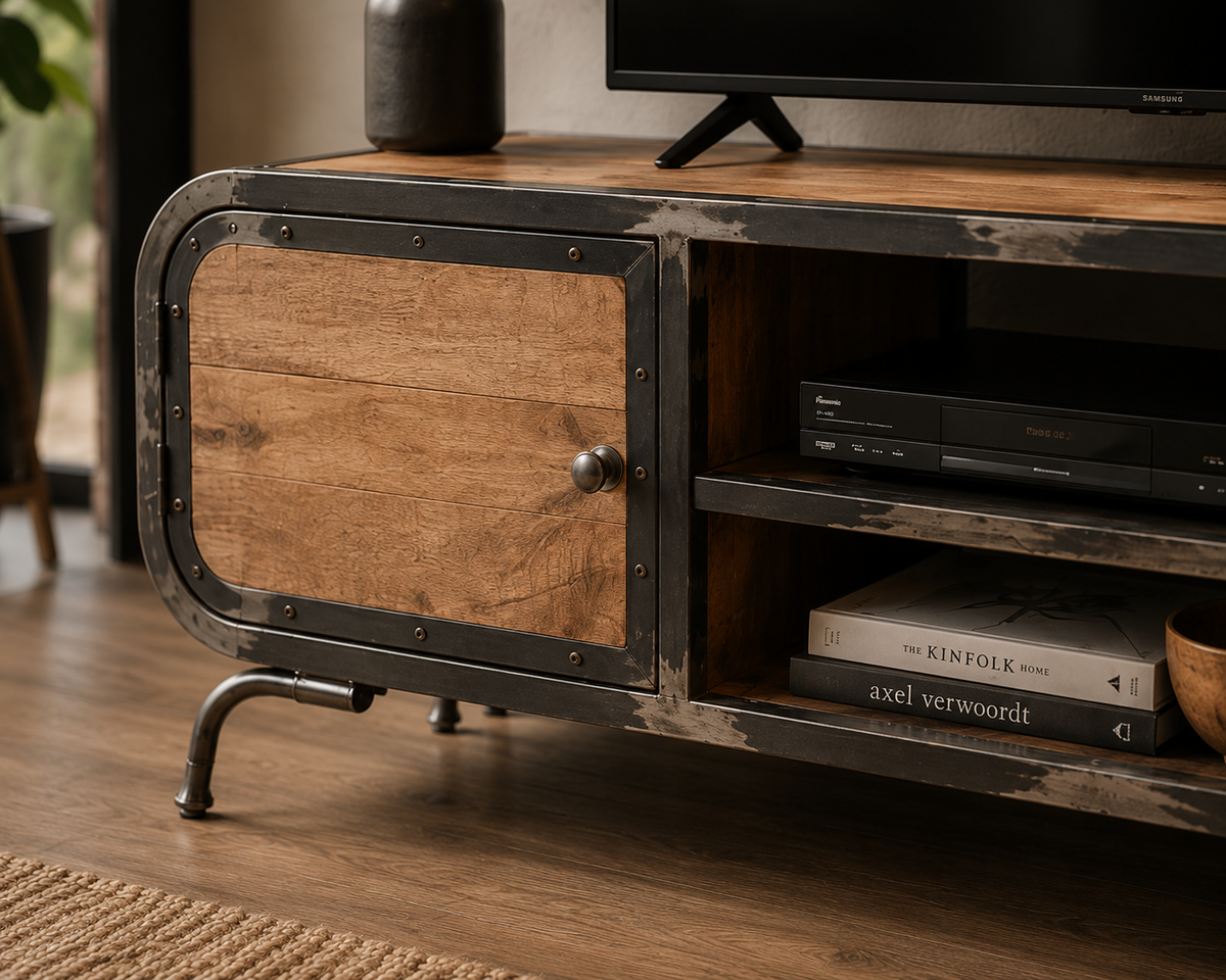 Détail des compartiments de rangement et de la structure métallique du meuble TV industriel en bois massif